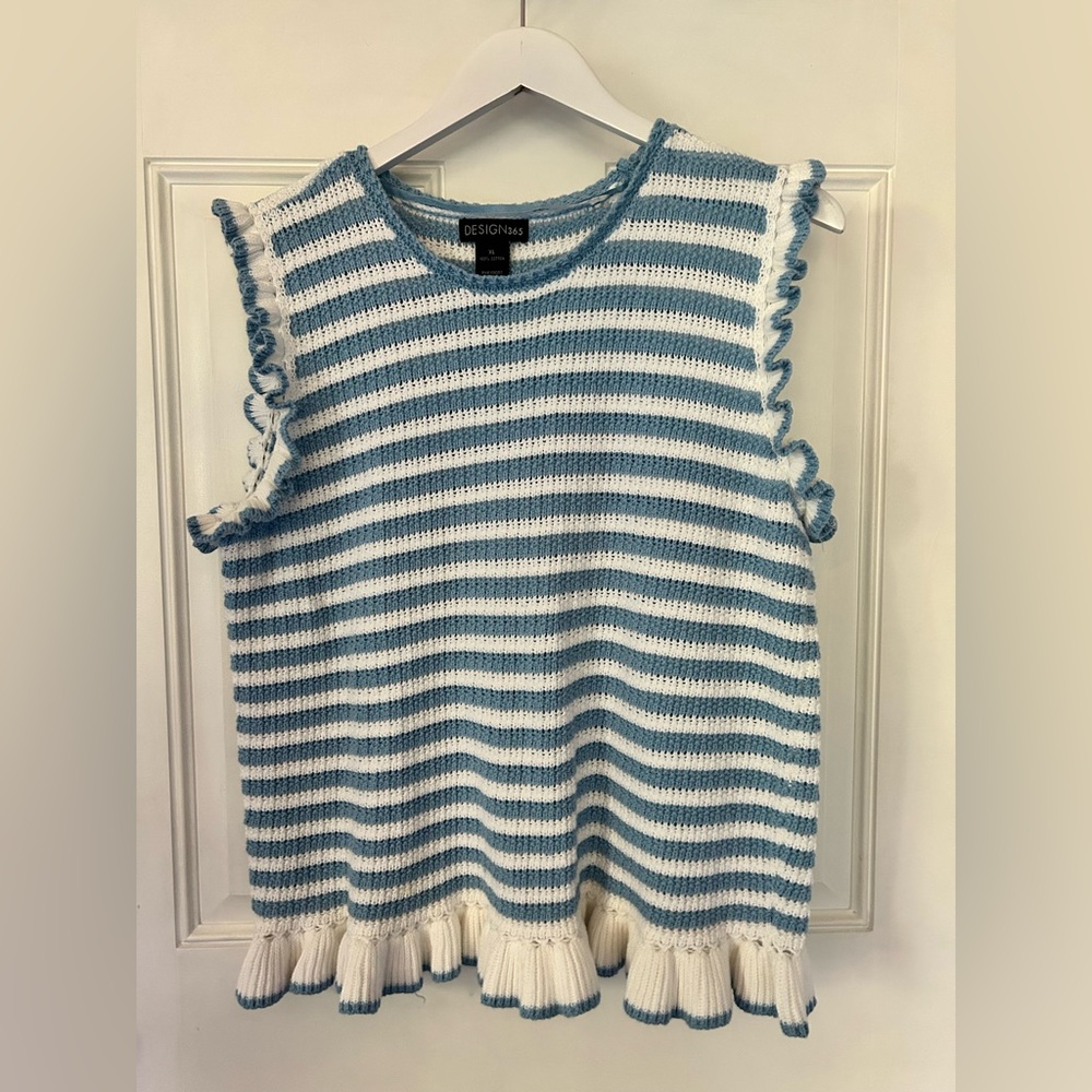 Design Lab Lord & Taylor Blue and White Ruffle Tank Top